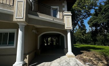 Casa en Venta en Pilar con 6 dormitorios