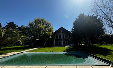 Casa en Venta en Pilar con 6 dormitorios