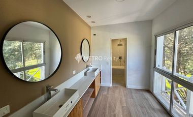 Casa en Venta en Pilar con 6 dormitorios