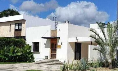 Casa de una planta en Parque Natura