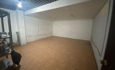 Bodega con Oficinas en Renta San Jeronimo Santa Maria