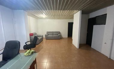 Bodega con Oficinas en Renta San Jeronimo Santa Maria