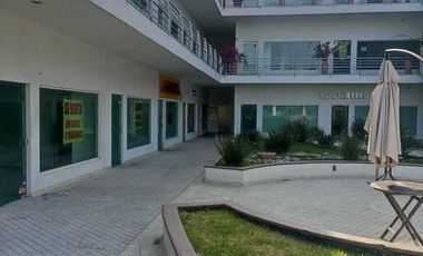 Renta de Local Comercial Plaza Trefontane
