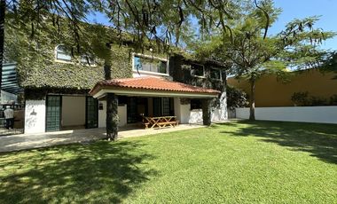 CASA EN VENTA MODERNA, EXCLUSIVO COTO SAN MIGUEL DE LA CAÑADA, ZAPOPAN, JAL.