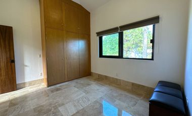 CASA EN VENTA MODERNA, EXCLUSIVO COTO SAN MIGUEL DE LA CAÑADA, ZAPOPAN, JAL.