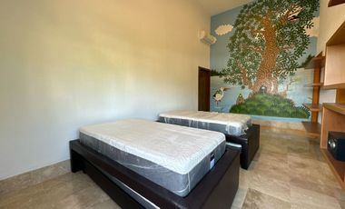 CASA EN VENTA MODERNA, EXCLUSIVO COTO SAN MIGUEL DE LA CAÑADA, ZAPOPAN, JAL.