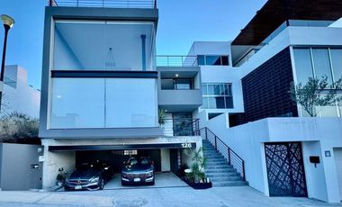Casa en Venta en Fraccionamiento cumbres del lago Juriquilla