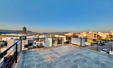 Casa en Venta en Fraccionamiento cumbres del lago Juriquilla