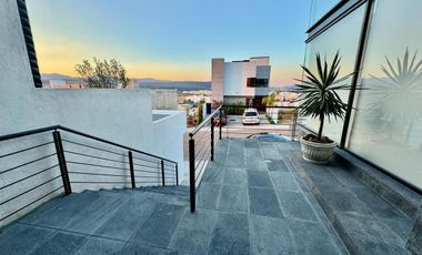 Casa en Venta en Fraccionamiento cumbres del lago Juriquilla