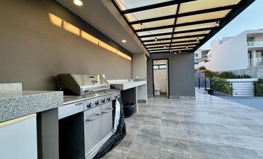 Casa en Venta en Fraccionamiento cumbres del lago Juriquilla