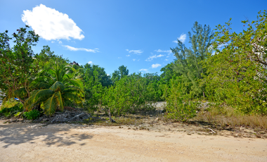 TERRENO USO MIXTO EN RESIDENCIAL CON PLAYA