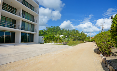 TERRENO USO MIXTO EN RESIDENCIAL CON PLAYA