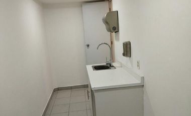 Renta Oficinas 266m² con estacionamiento privado Tlalnepantla Edo Méx