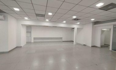 Renta Oficinas 266m² con estacionamiento privado Tlalnepantla Edo Méx