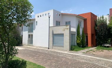 VENTA CASA CALIMAYA