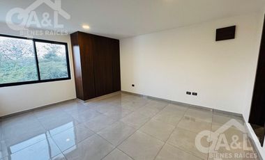 Casa en Renta de Tres Recamaras en Imperial de las Animas