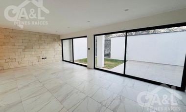 Casa en Renta de Tres Recamaras en Imperial de las Animas