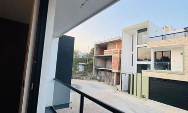 Casa en Renta de Tres Recamaras en Imperial de las Animas