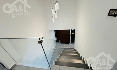 Casa en Renta de Tres Recamaras en Imperial de las Animas