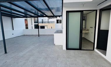 Casa en Renta de Tres Recamaras en Imperial de las Animas