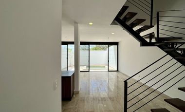 CASA VENTA MÉRIDA, CERCA CITY CENTER, SANTA GERTRUDIS COPO, ENTREGA INMEDIATA.