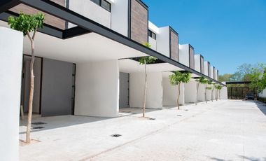 CASA VENTA MÉRIDA, CERCA CITY CENTER, SANTA GERTRUDIS COPO, ENTREGA INMEDIATA.