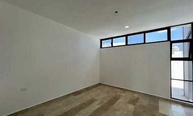CASA VENTA MÉRIDA, CERCA CITY CENTER, SANTA GERTRUDIS COPO, ENTREGA INMEDIATA.