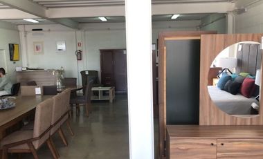 Local en Venta en Villa Magna