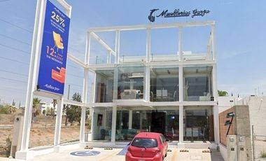 Local en Venta en Villa Magna