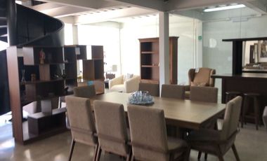 Local en Venta en Villa Magna