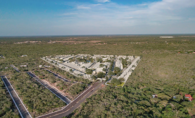 Casa en venta en Privada Residencial de Conkal de tres habitaciones