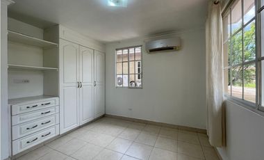 Venta de casa en condado del rey PH Dorado Lakes