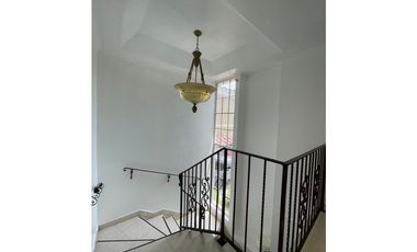Venta de casa en condado del rey PH Dorado Lakes