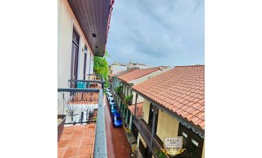 CASCO ANTIGUO APARTAMENTO CON ROOFTOP - AMOBLADO DL