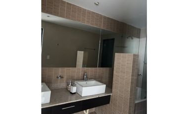 SE VENDE APARTAMENTO FOUNDERS PLAYA BLANCA