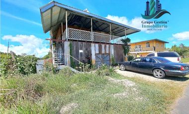 VENDO.CASA DOS NIVELES ESQUINA 250MTS NUEVA CALIFORNIA