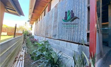 VENDO.CASA DOS NIVELES ESQUINA 250MTS NUEVA CALIFORNIA