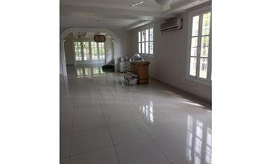 Se Alquila Casa En La Boca |  Balboa