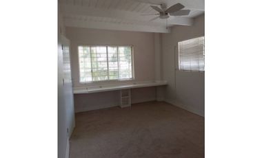 Se Alquila Casa En La Boca |  Balboa