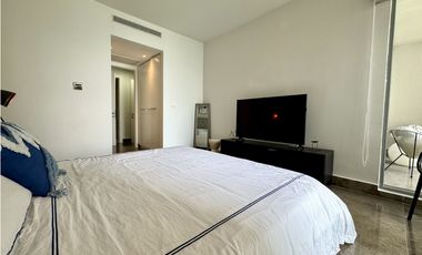 PH YOO - AVENIDA BALBOA - VENTA