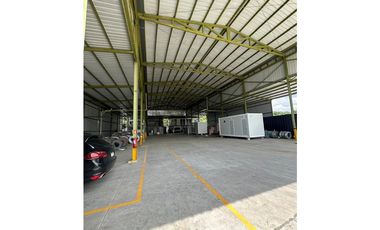 SE VENDE / ALQUILA GALERA EN LAS MAÑANITAS - 6926RC