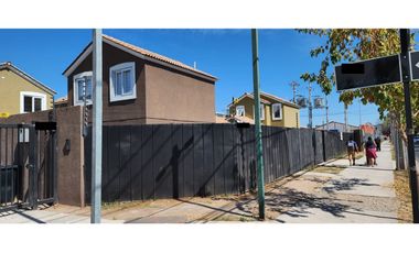 VENDE CASA 3 DORM, 3 BAÑOS  LOS CIRUELOS IX BUIN