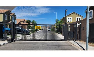 VENDE CASA 3 DORM, 3 BAÑOS  LOS CIRUELOS IX BUIN