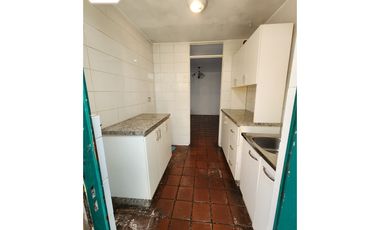 CASA VENTA LA GRANJA A PASOS INACAP 3 HABITACIONES / 2 BAÑOS / 1 BODEGA / 1 ESTACIONAMIENTO