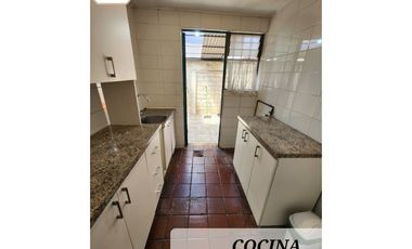CASA VENTA LA GRANJA A PASOS INACAP 3 HABITACIONES / 2 BAÑOS / 1 BODEGA / 1 ESTACIONAMIENTO