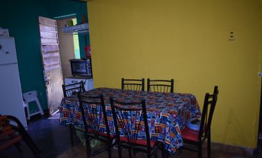 VENTA VIVIENDA PRINCIPAL Y 9 DTOS EN ALQUILER