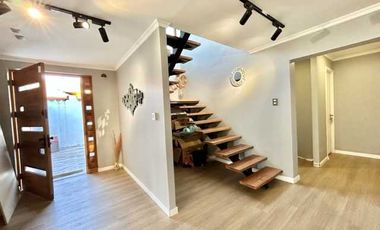 Casa en venta  en MACUL