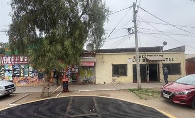 Local Comercial en Venta en Avenida Teniente Cruz con Avenida General Oscar Bonilla