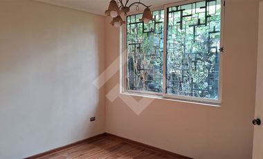 Casa en Venta en Entre Simón Bolívar y Echeñique