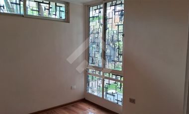 Casa en Venta en Entre Simón Bolívar y Echeñique